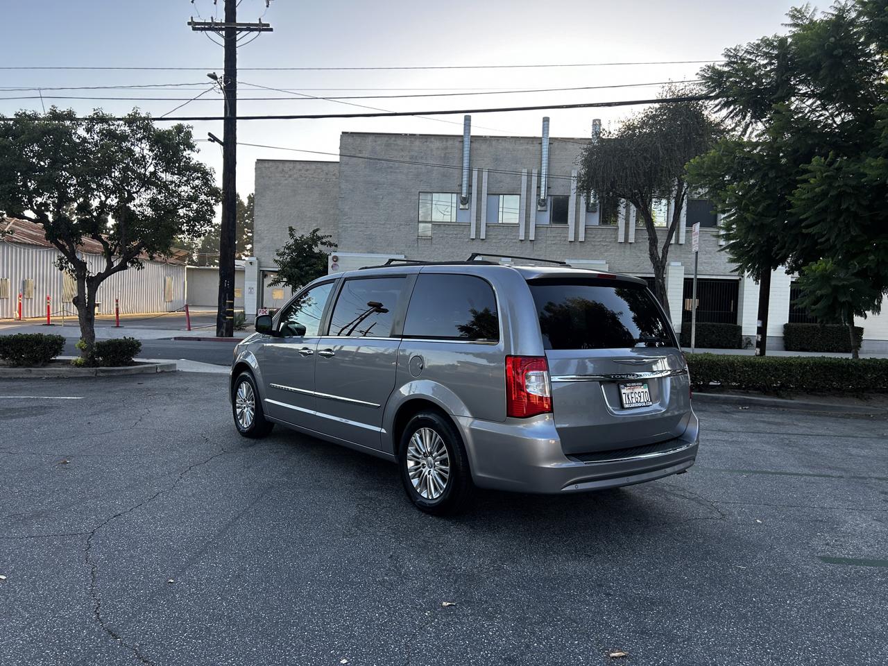 Chrysler Town & Country Touring-L 2015