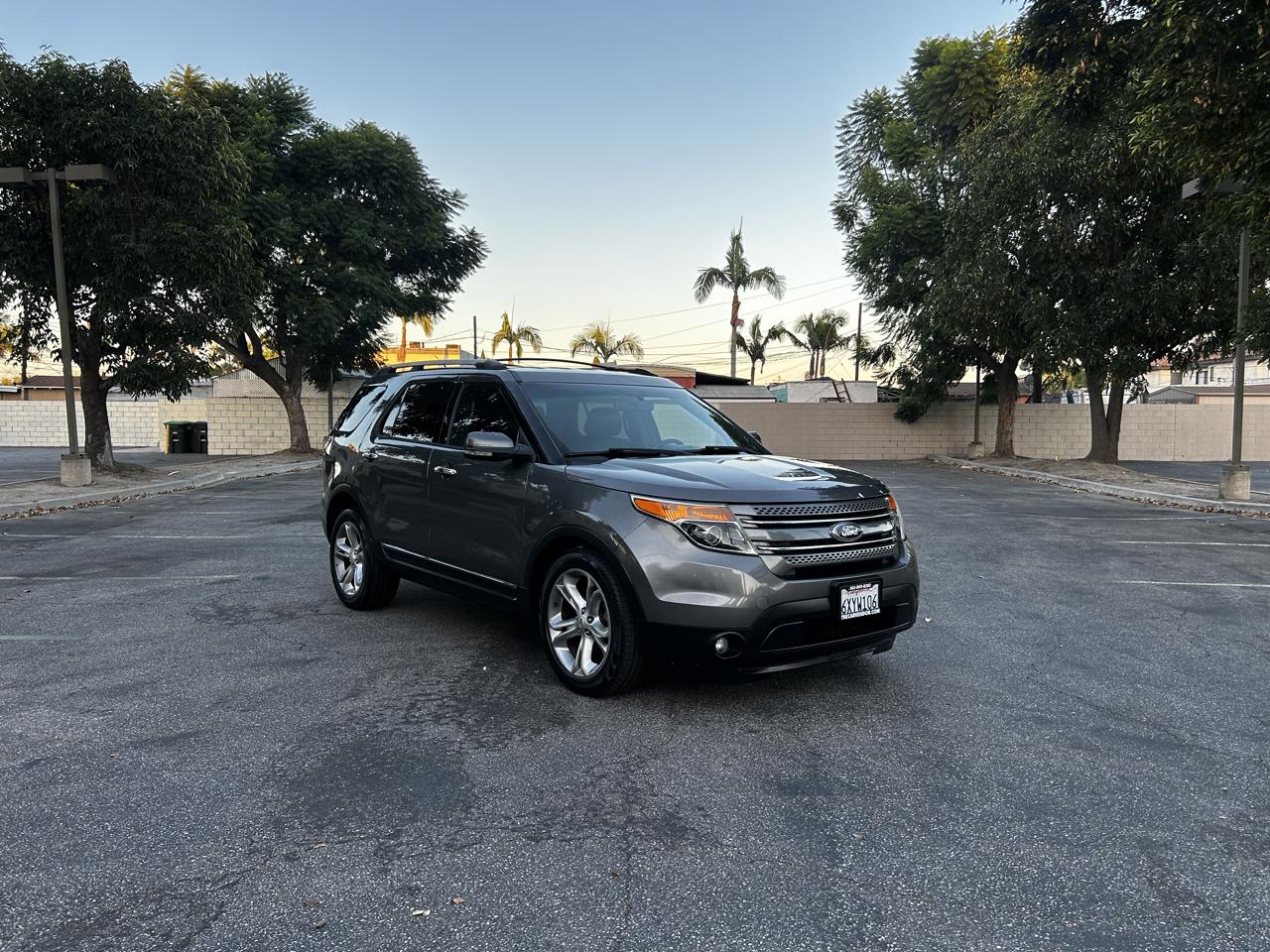Ford Explorer Limited FWD 2013