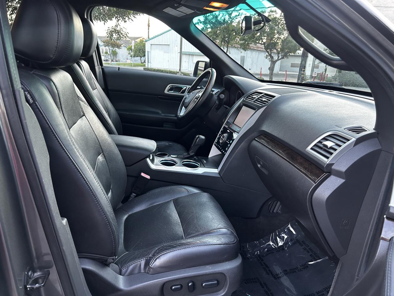 Ford Explorer Limited FWD 2013