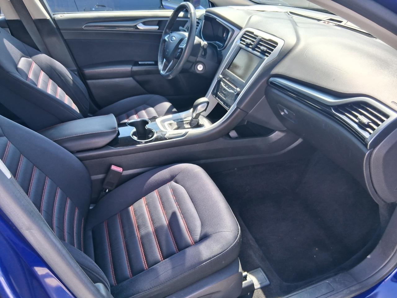 Ford Fusion SE 2014