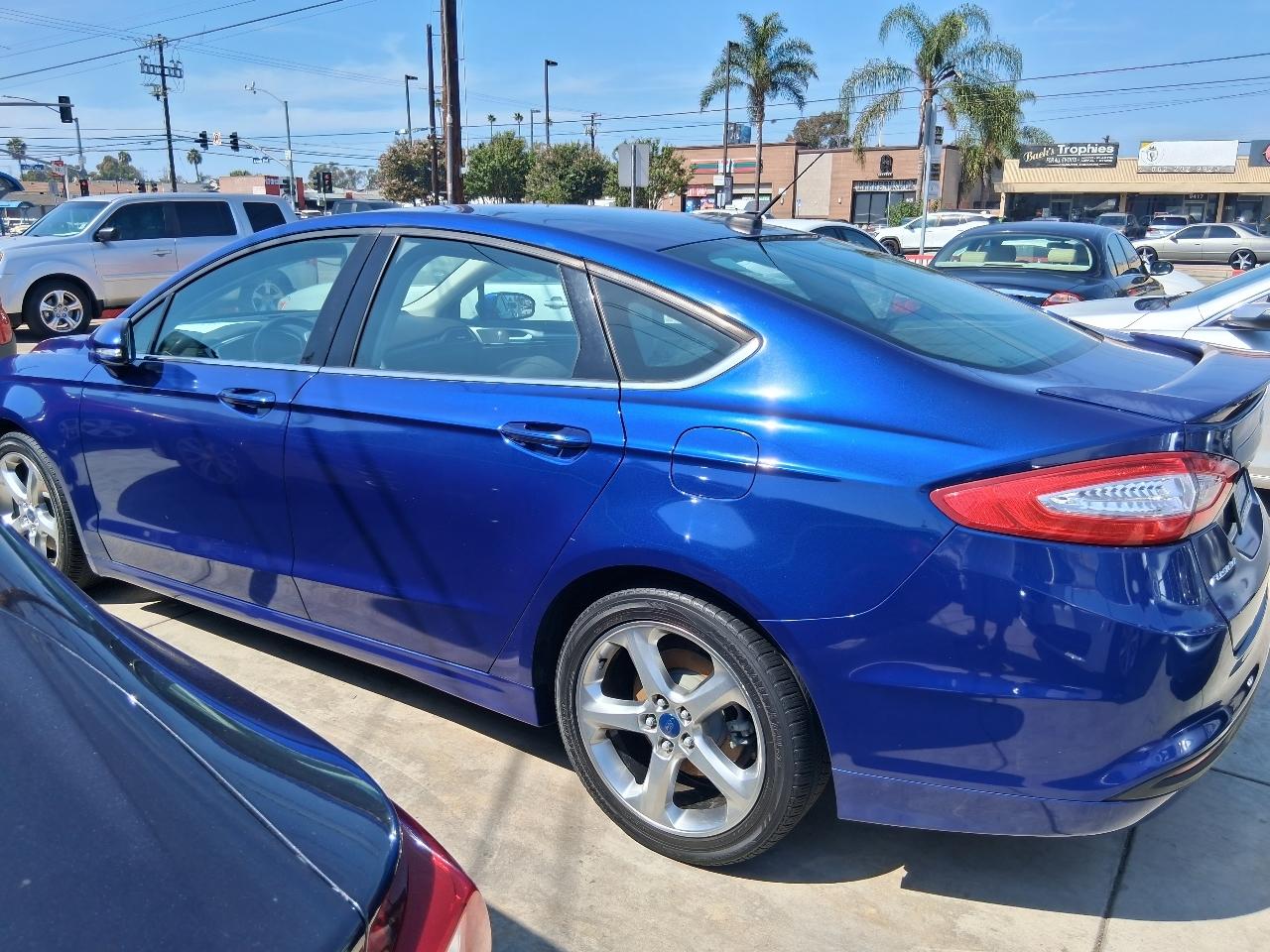 Ford Fusion SE 2014