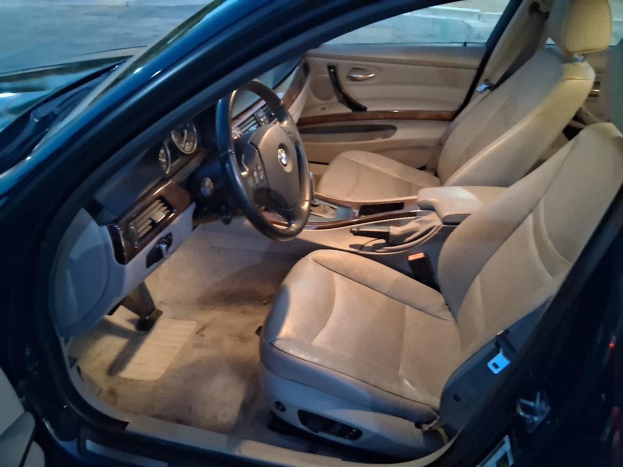 BMW 3-Series 328i 2009