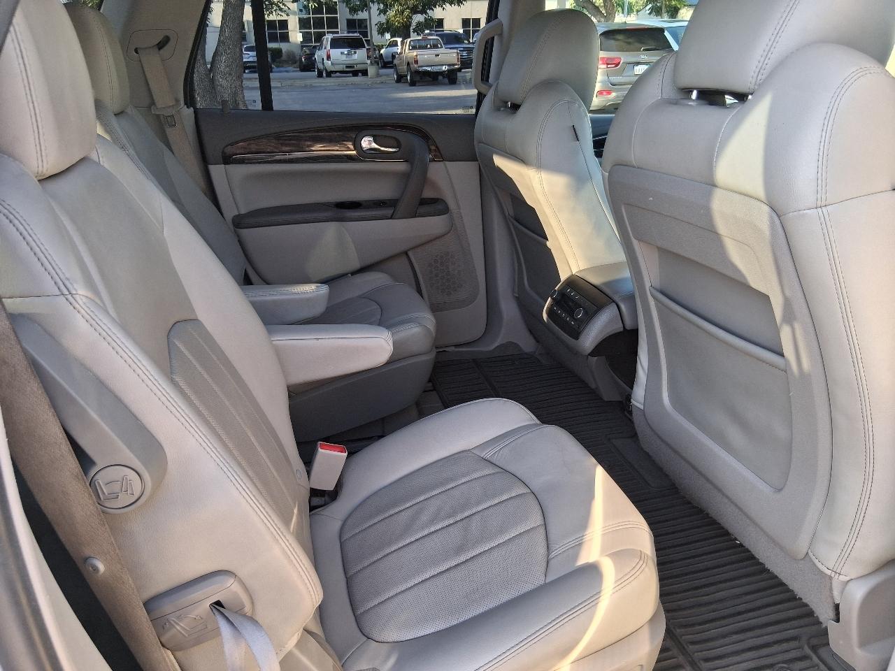Buick Enclave Leather 2017