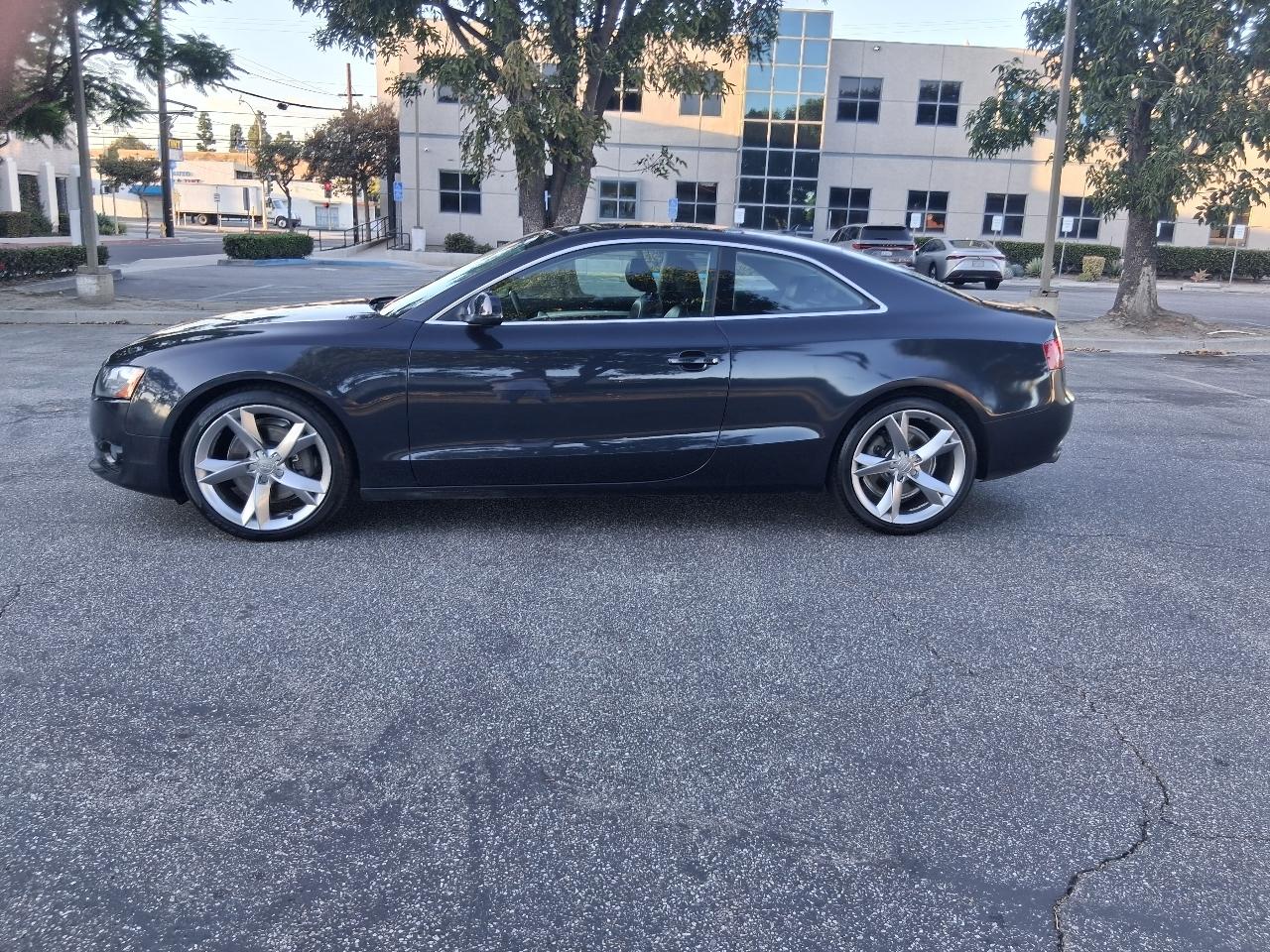 Audi A5 Coupe 2.0T quattro Tiptronic 2012
