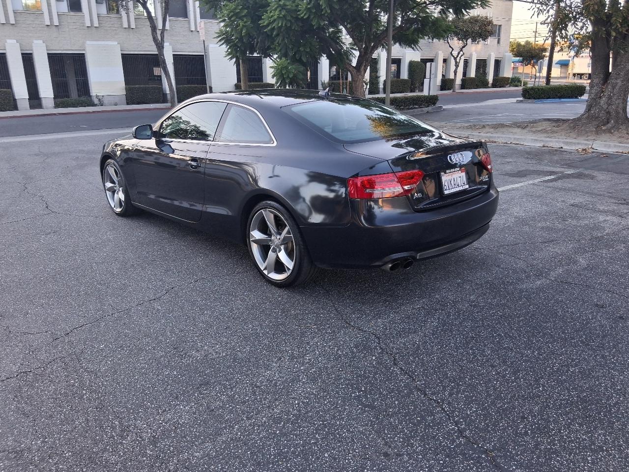 Audi A5 Coupe 2.0T quattro Tiptronic 2012
