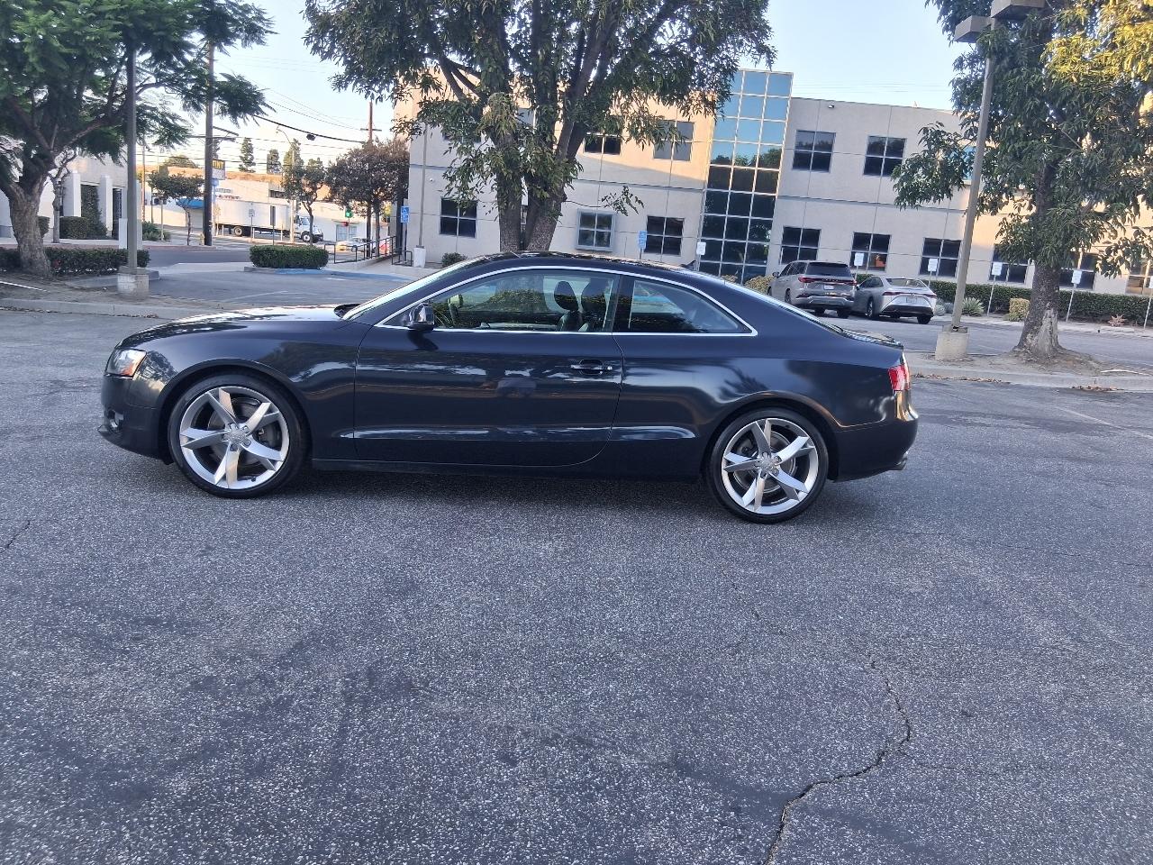 Audi A5 Coupe 2.0T quattro Tiptronic 2012