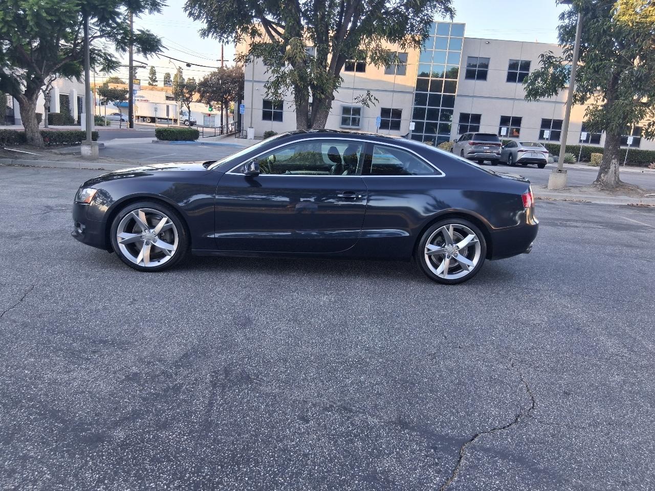 Audi A5 Coupe 2.0T quattro Tiptronic 2012