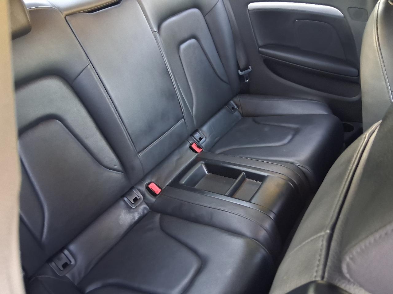 Audi A5 Coupe 2.0T quattro Tiptronic 2012