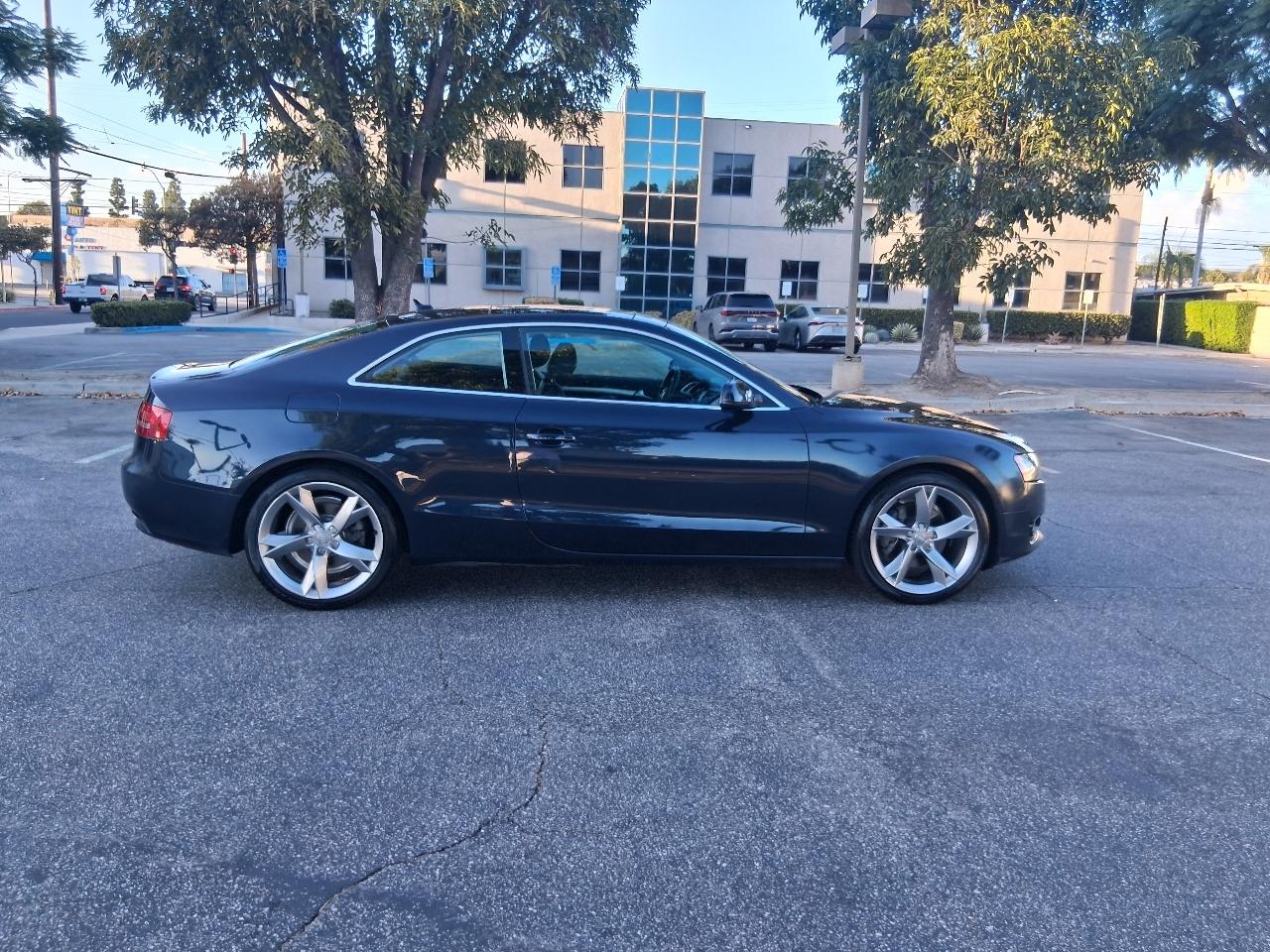 Audi A5 Coupe 2.0T quattro Tiptronic 2012