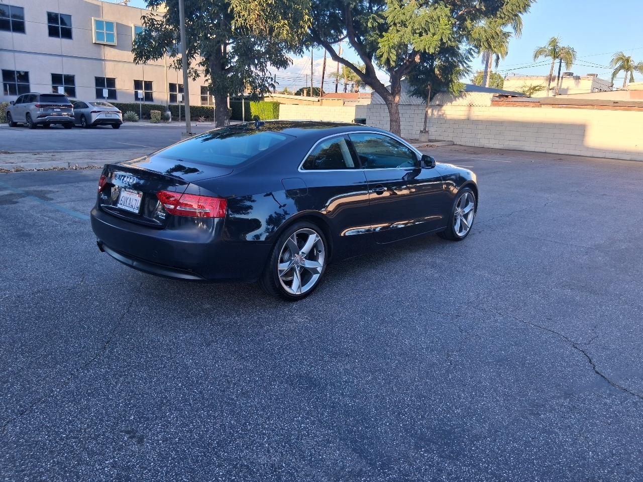 Audi A5 Coupe 2.0T quattro Tiptronic 2012