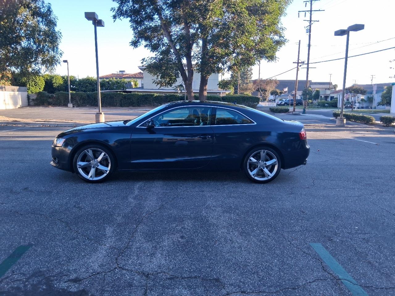 Audi A5 Coupe 2.0T quattro Tiptronic 2012