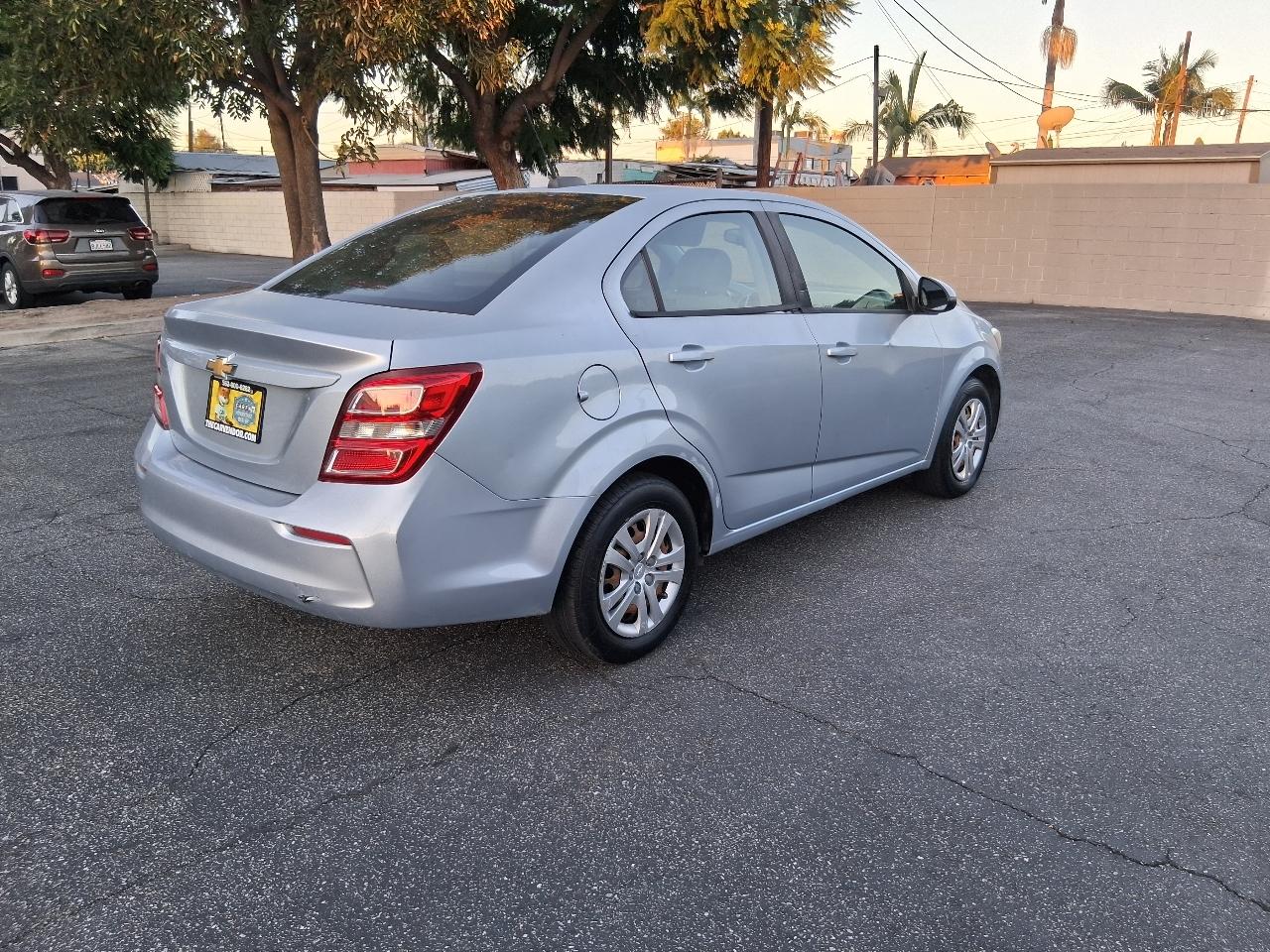 Chevrolet Sonic LS 4D Sedan 2017
