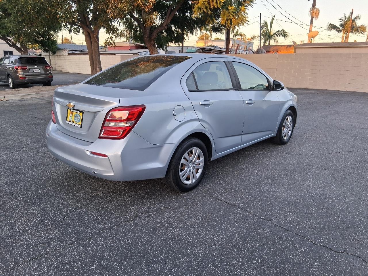 Chevrolet Sonic LS 4D Sedan 2017