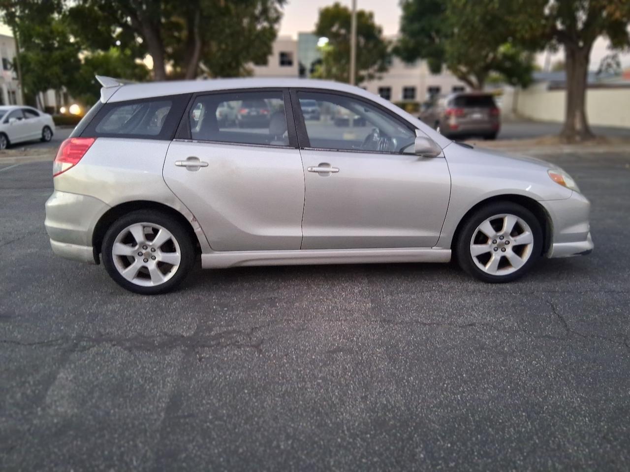 Toyota Matrix XR 2004