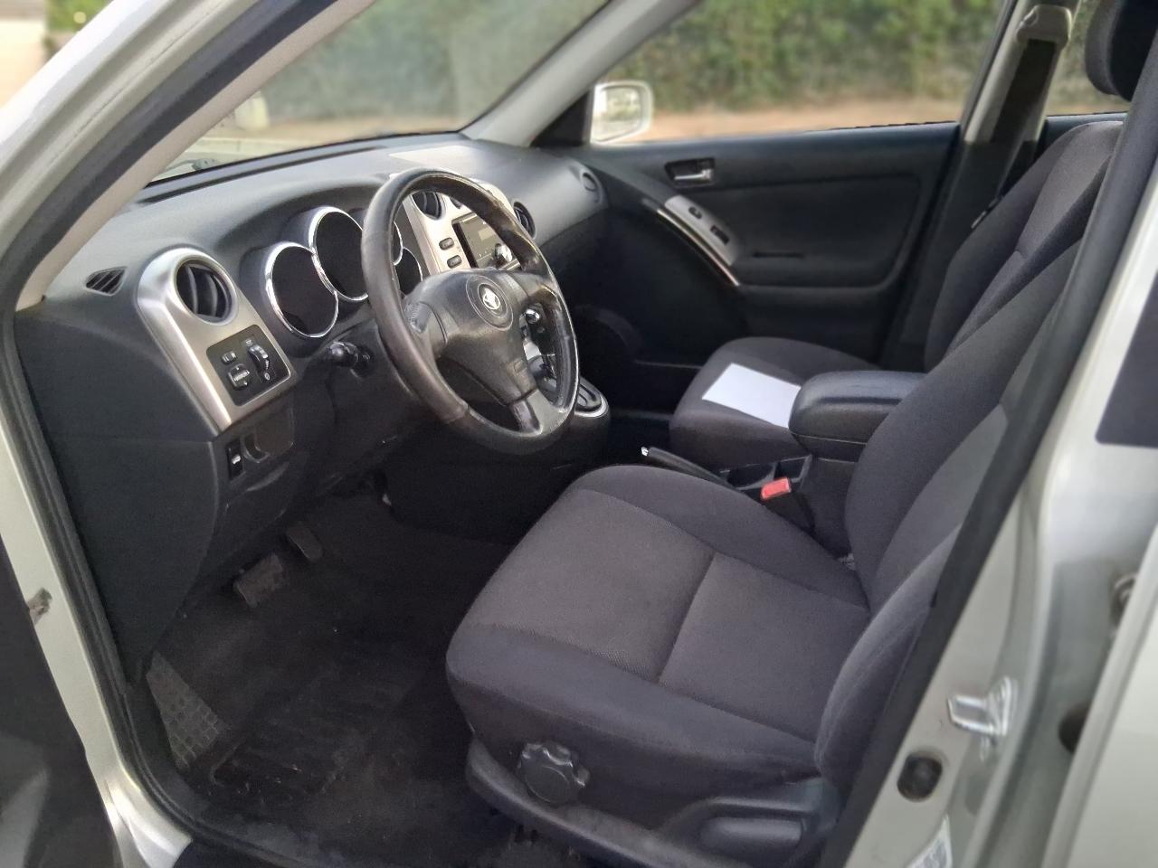 Toyota Matrix XR 2004
