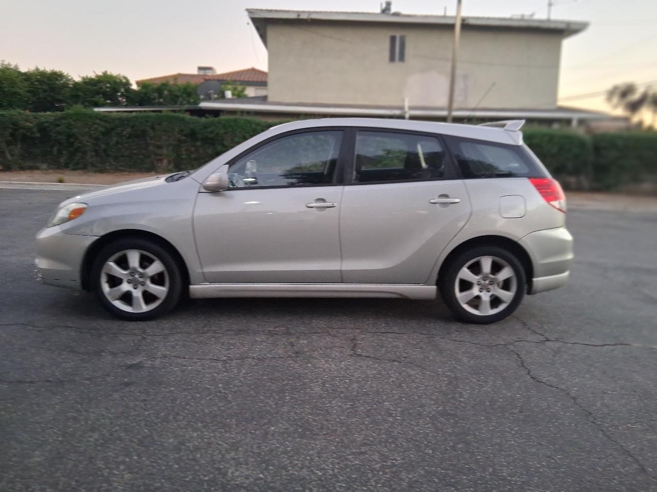 Toyota Matrix XR 2004