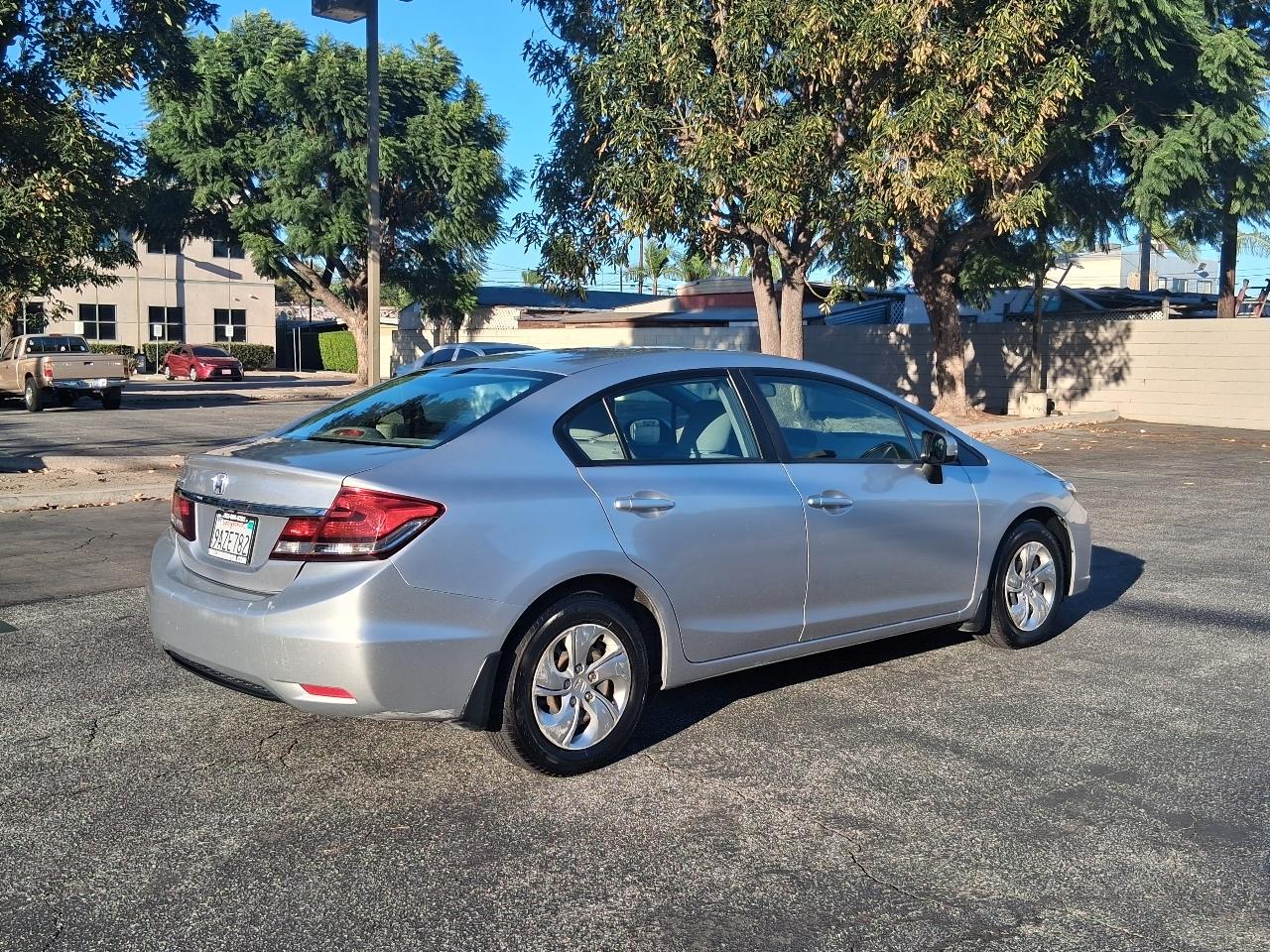 Honda Civic LX sedan 2014