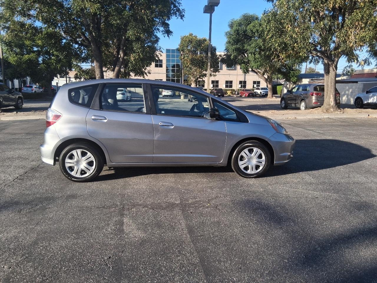 Honda Fit 5dr HB Auto 2010