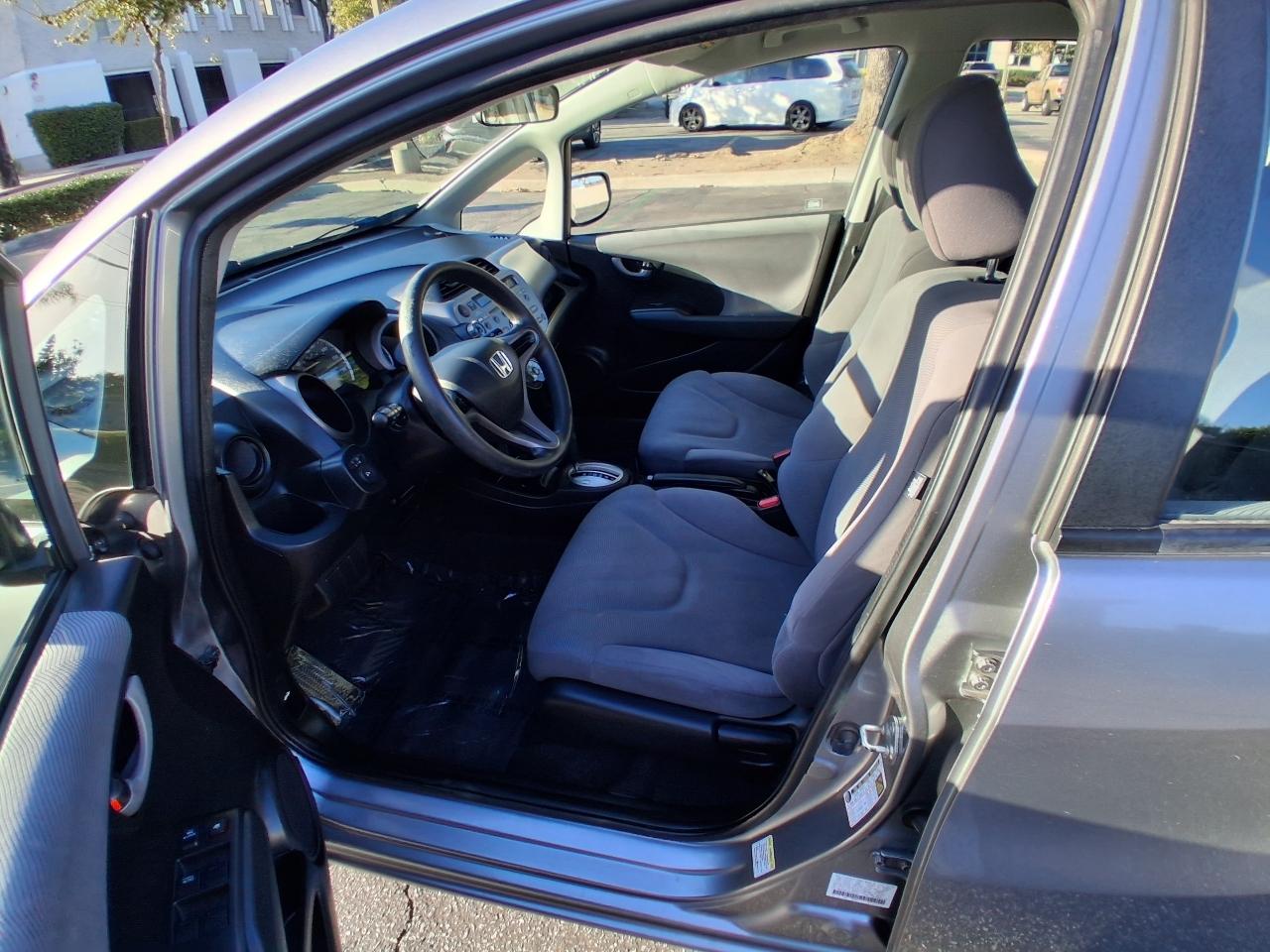 Honda Fit 5dr HB Auto 2010