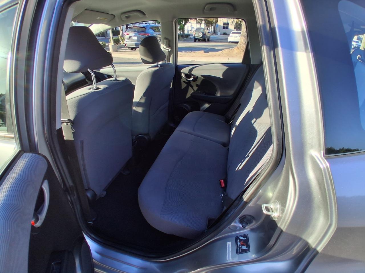 Honda Fit 5dr HB Auto 2010