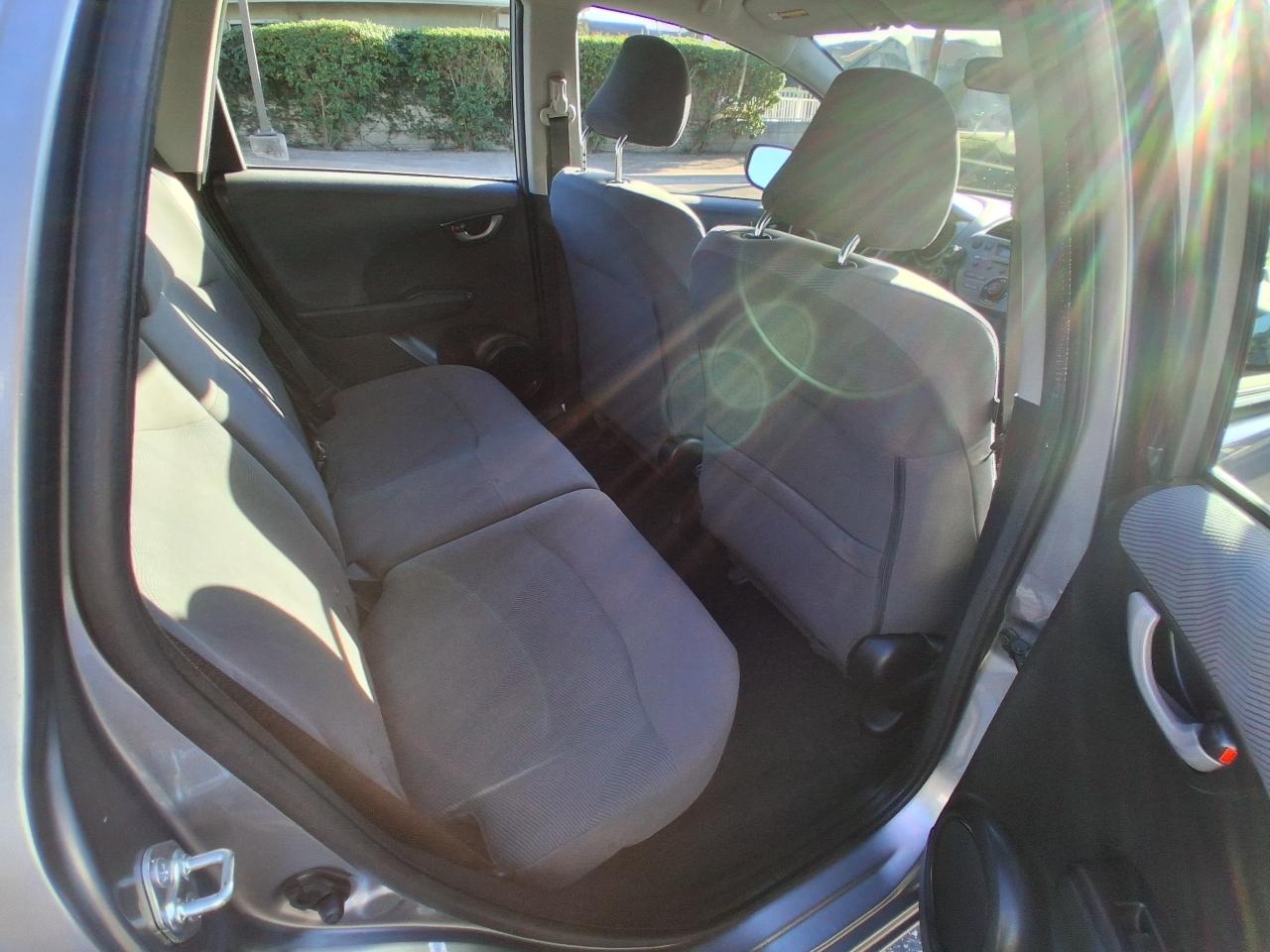 Honda Fit 5dr HB Auto 2010