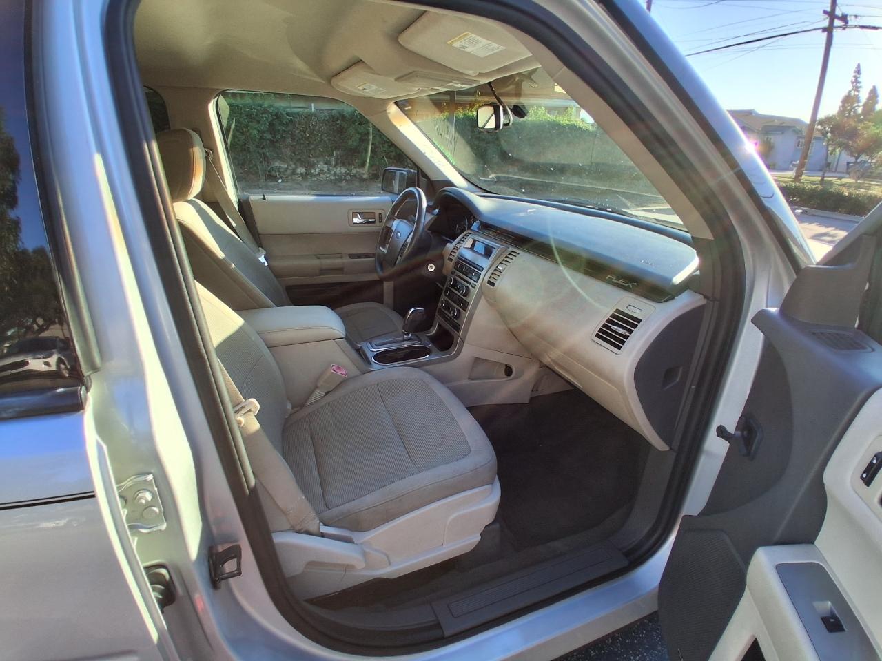 Ford Flex SE FWD 2010