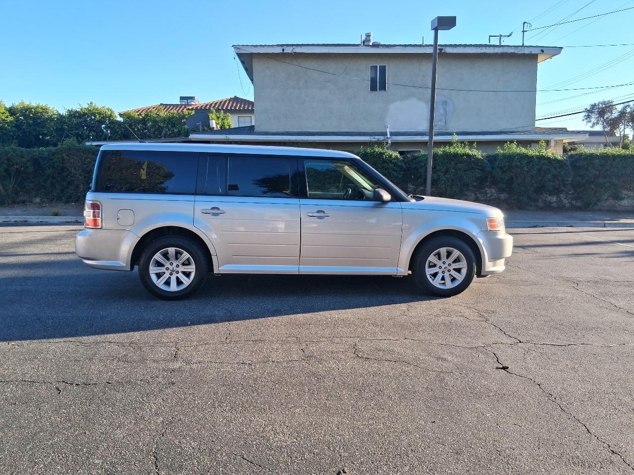 Ford Flex SE FWD 2010