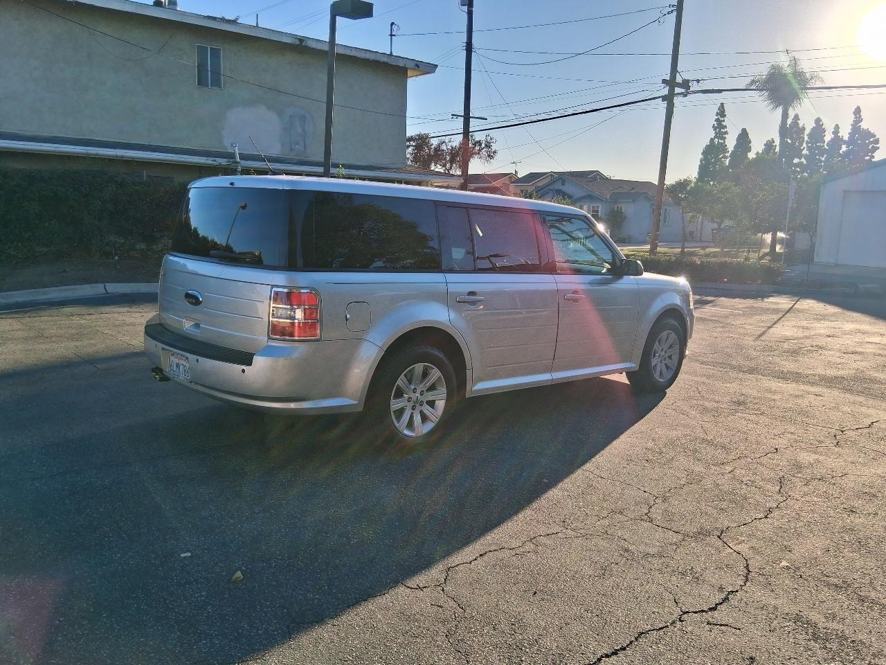 Ford Flex SE FWD 2010