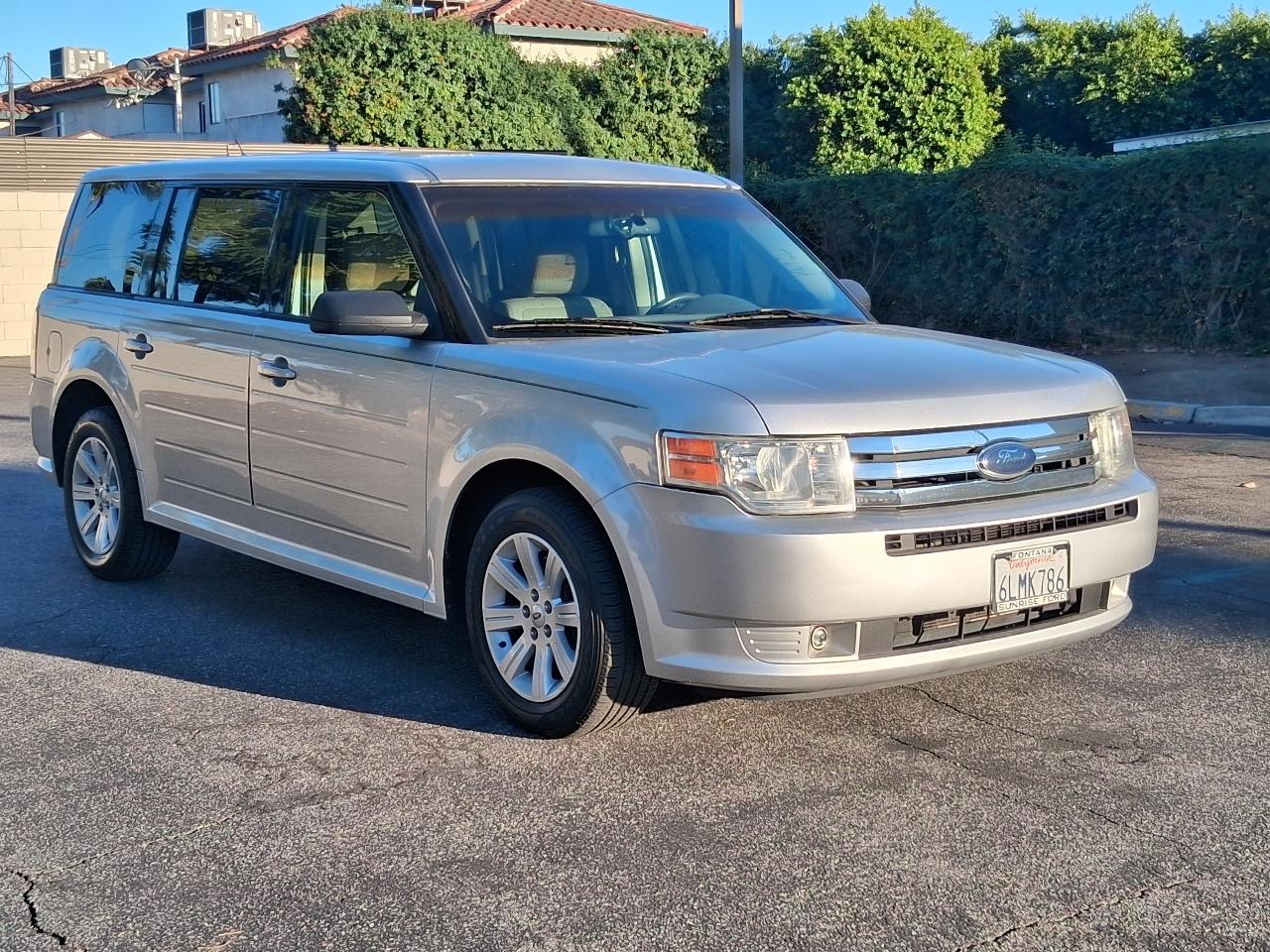 Ford Flex SE FWD 2010