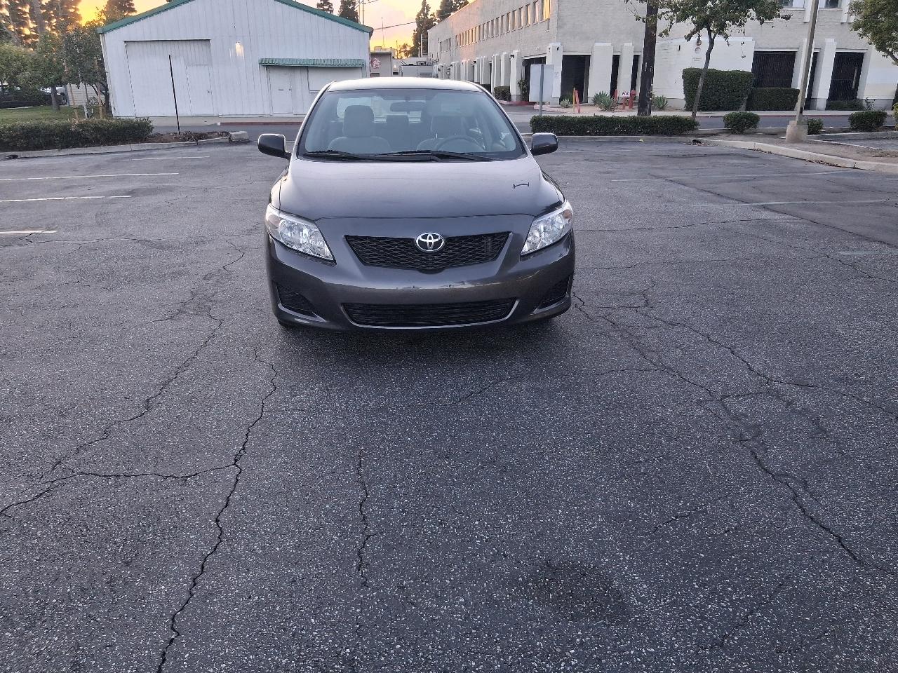 Toyota Corolla LE 2010