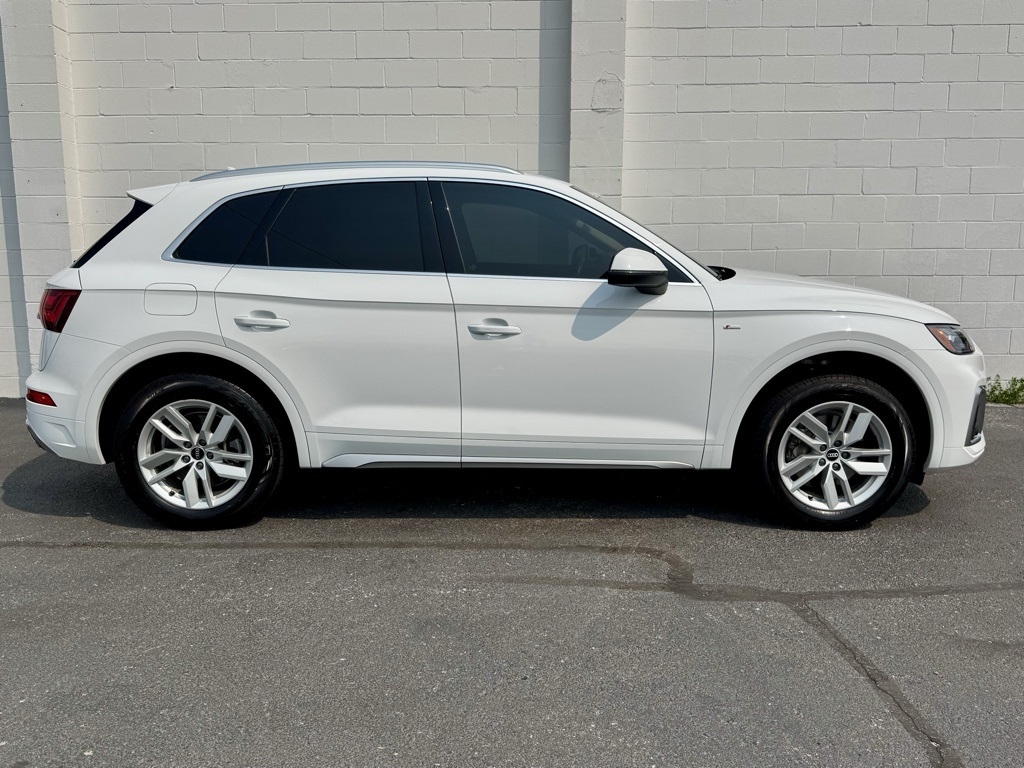 2022 Audi Q5 S line Premium 45 TFSI photo 3