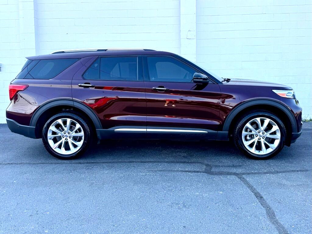2022 Ford Explorer Platinum photo 3
