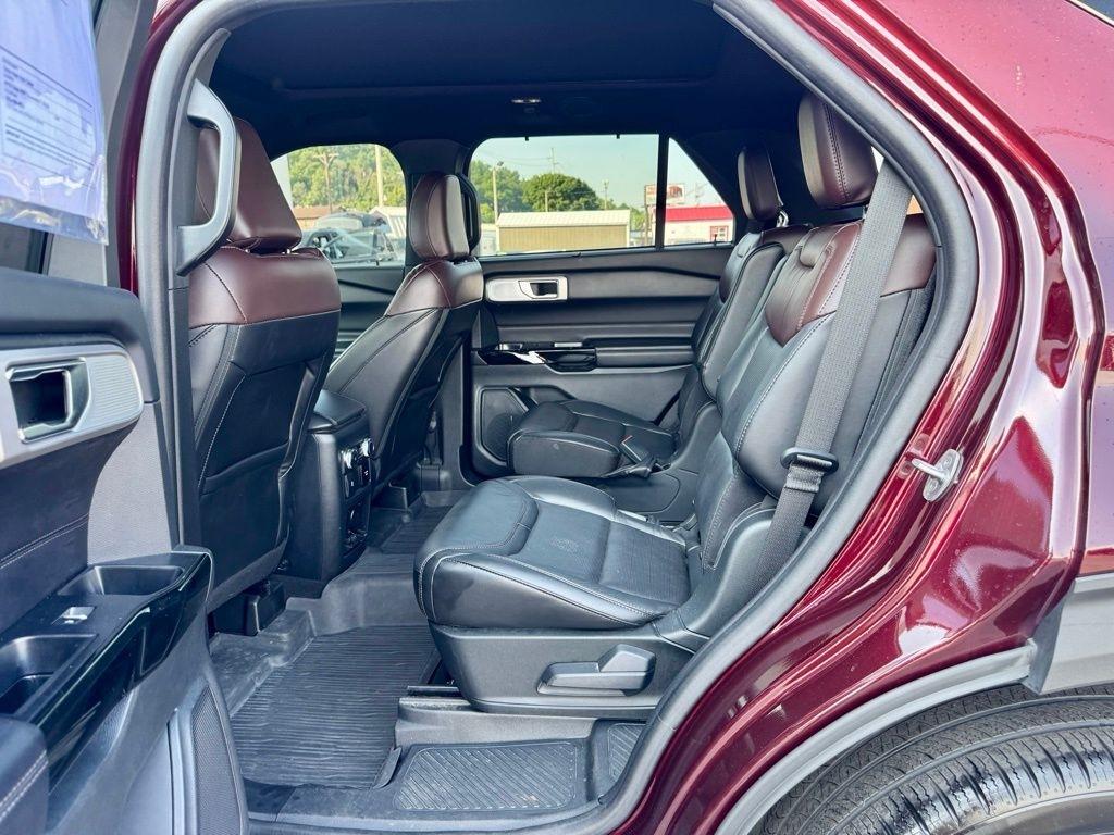 Ford Explorer Platinum 4WD 2022