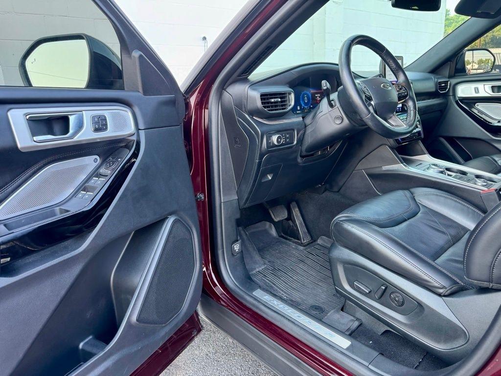 Ford Explorer Platinum 4WD 2022