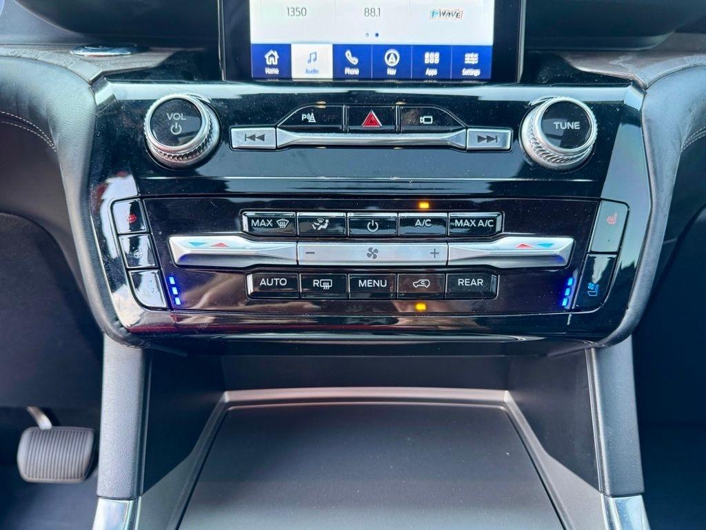 Ford Explorer Platinum 4WD 2022