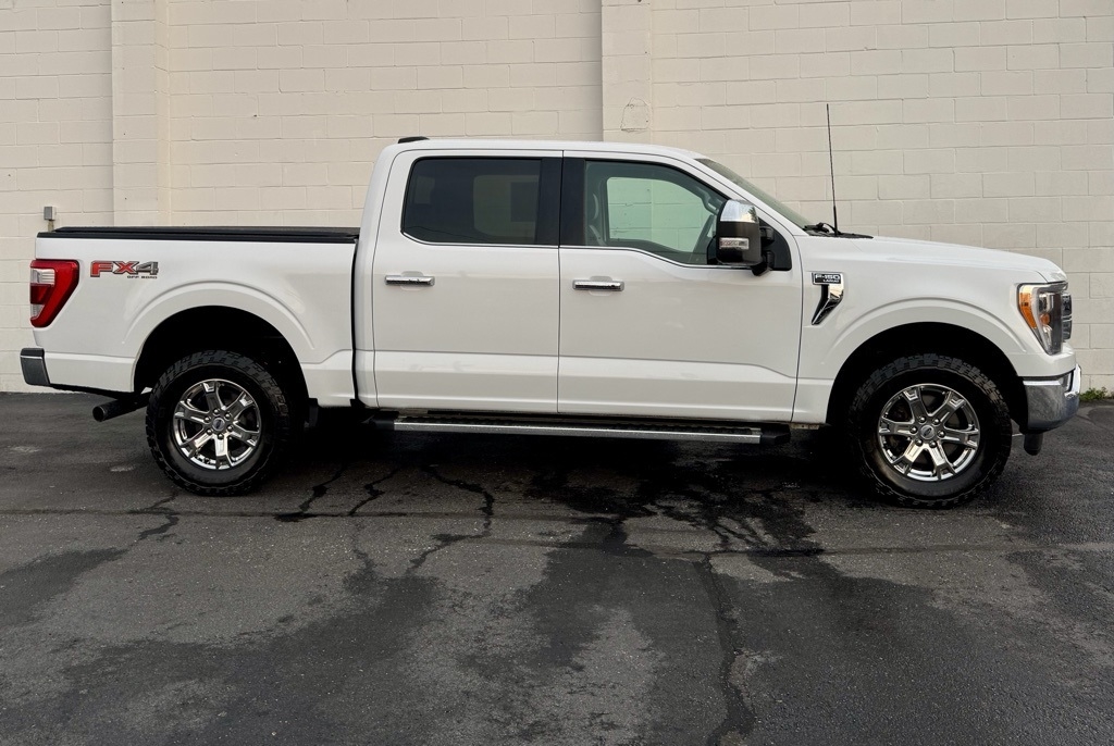 Ford F-150 SuperCrew 139" Lariat 4WD 2022