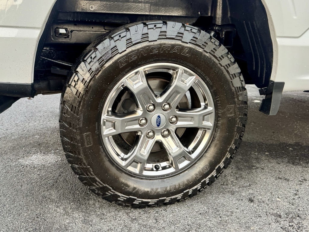 Ford F-150 SuperCrew 139" Lariat 4WD 2022