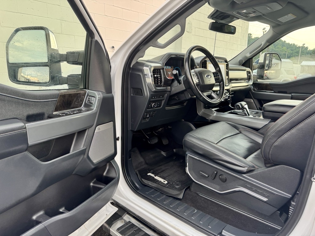 Ford F-150 SuperCrew 139" Lariat 4WD 2022