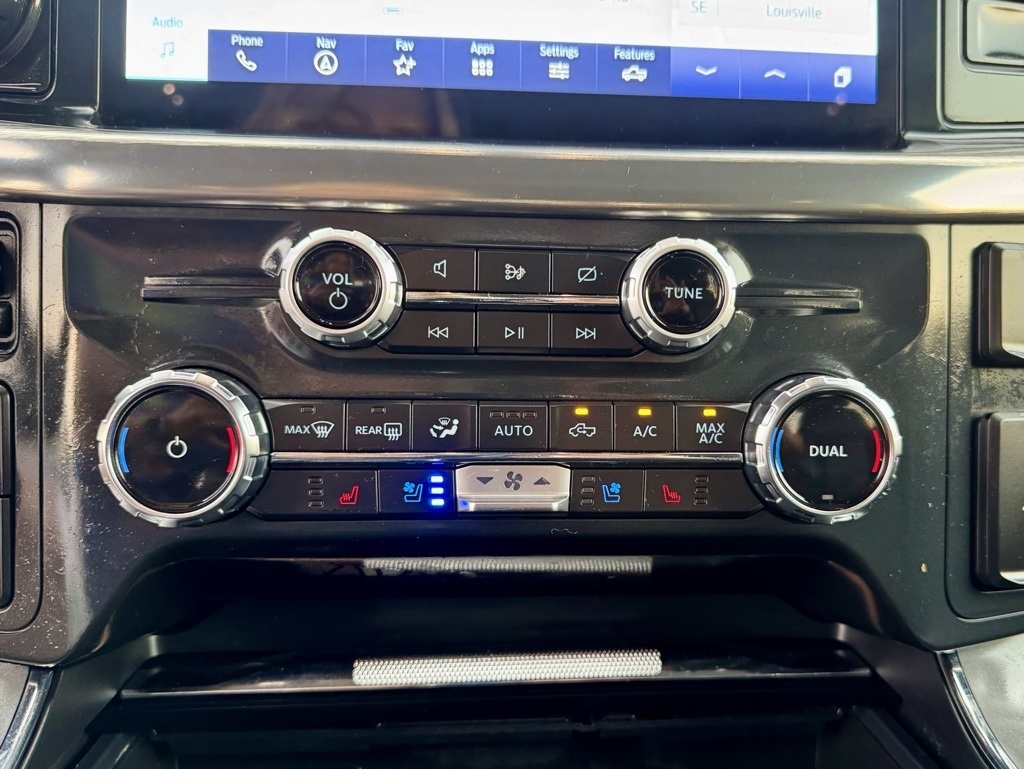 Ford F-150 SuperCrew 139" Lariat 4WD 2022