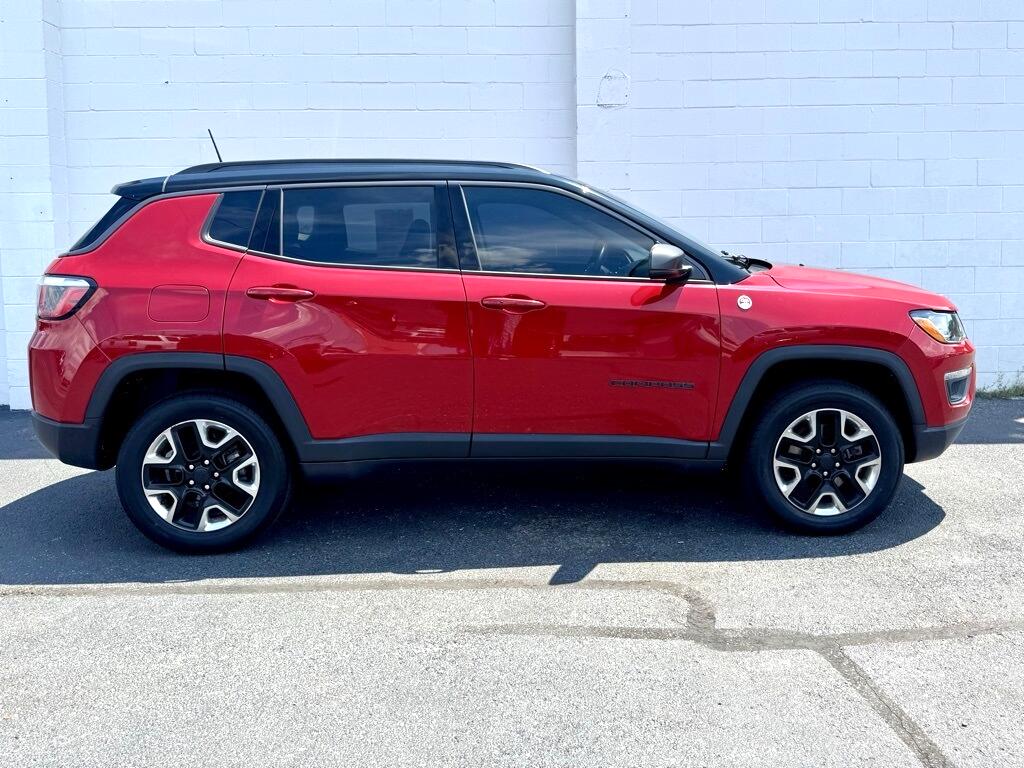 2017 Jeep Compass Trailhawk photo 2