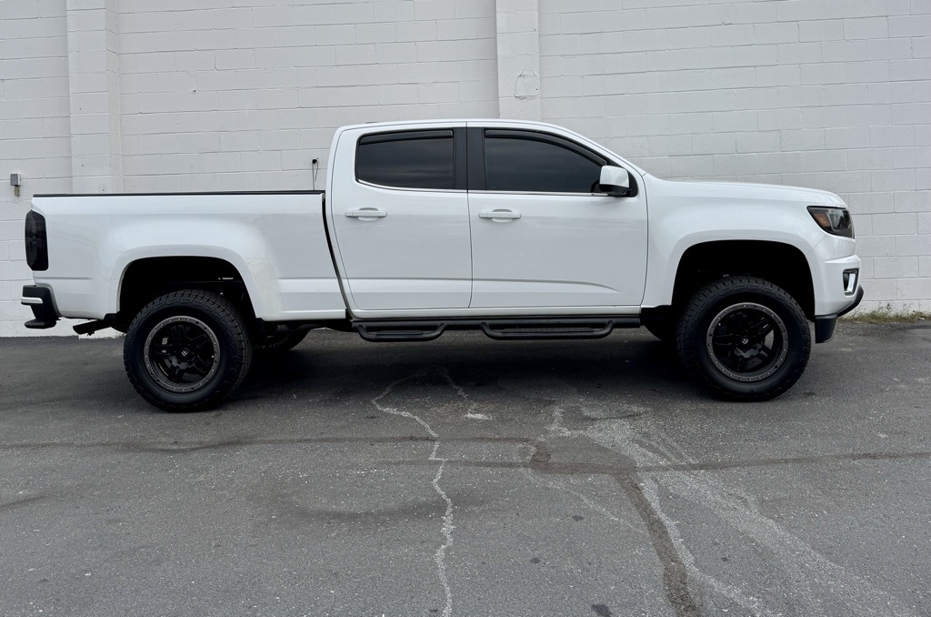 2016 Chevrolet Colorado LT photo 3