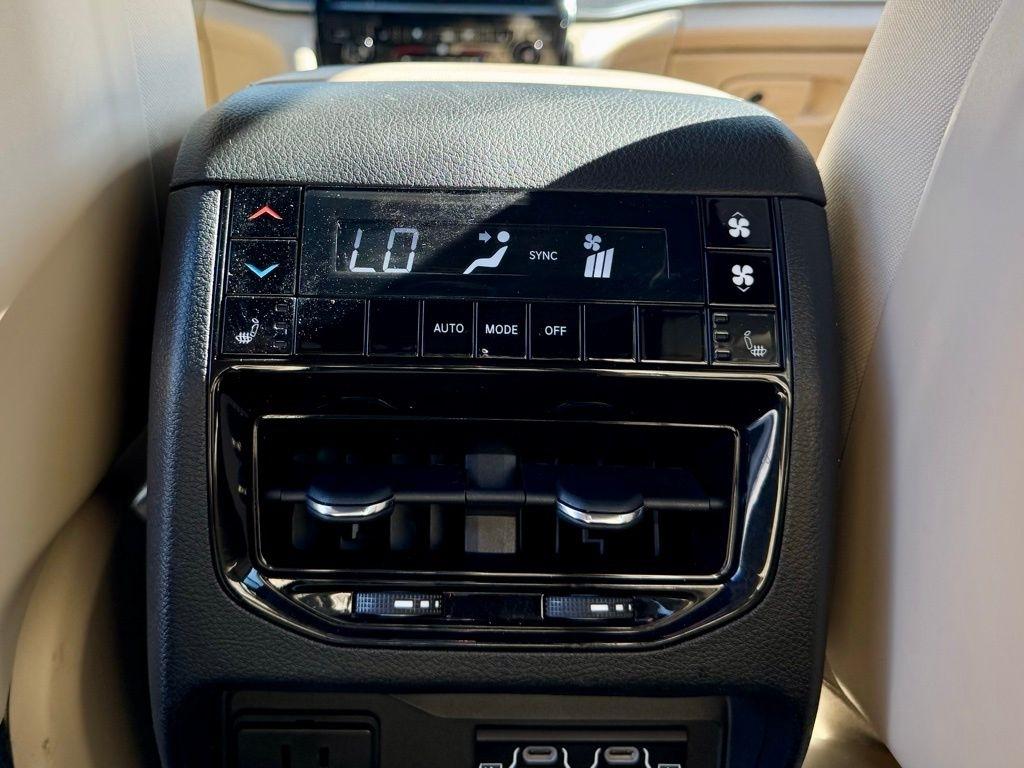 Jeep Grand Cherokee L Limited 4x4 2023