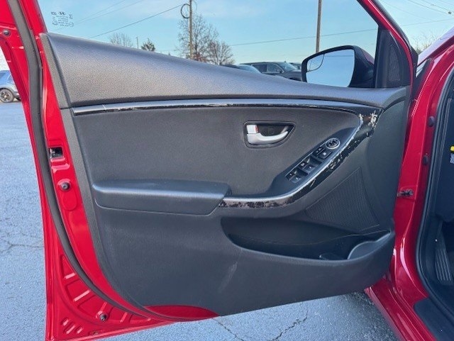 Hyundai Elantra GT Auto 2017