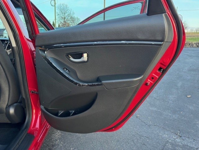 Hyundai Elantra GT Auto 2017