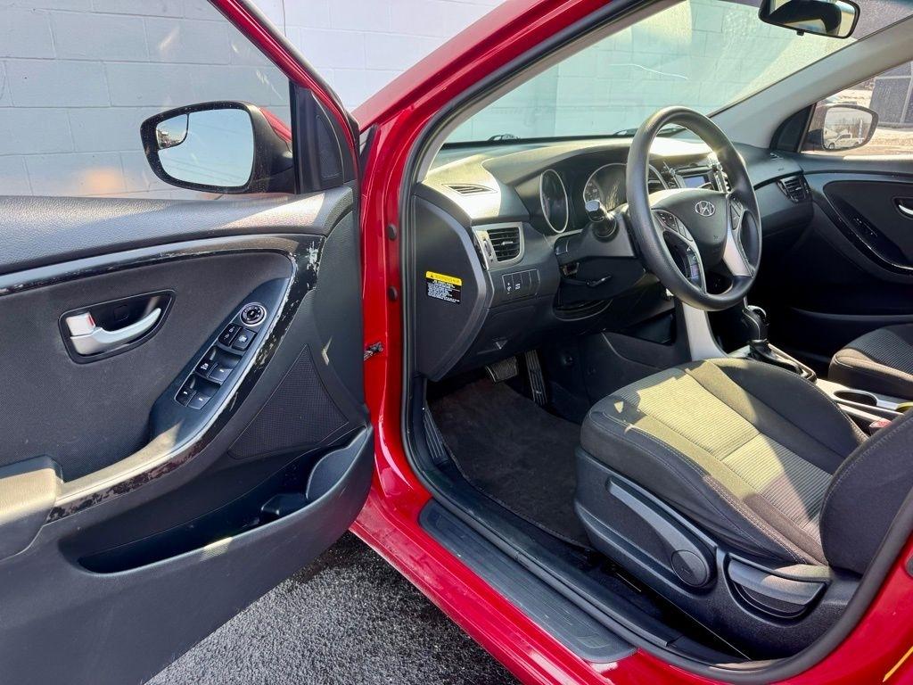 Hyundai Elantra GT Auto 2017