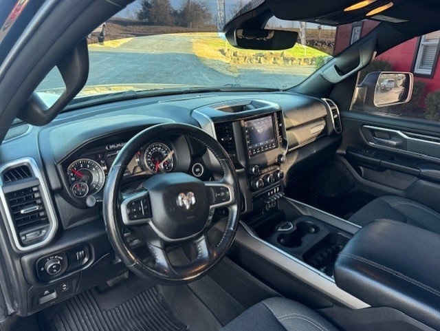 RAM 1500 Big Horn 4x4 Crew Cab 5'7" Box 2021