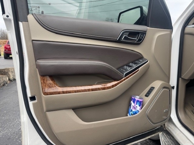 Chevrolet Suburban 4WD 4dr 1500 Premier 2019