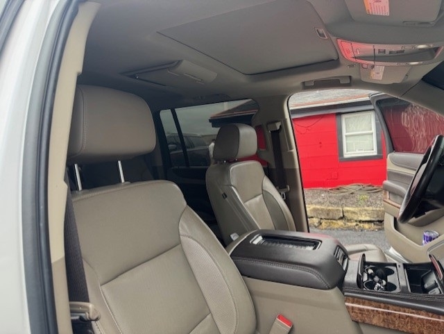 Chevrolet Suburban 4WD 4dr 1500 Premier 2019