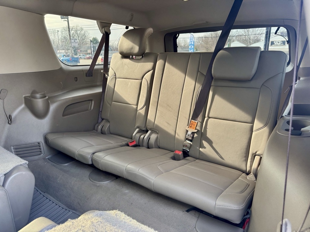 Chevrolet Suburban 4WD 4dr 1500 Premier 2019