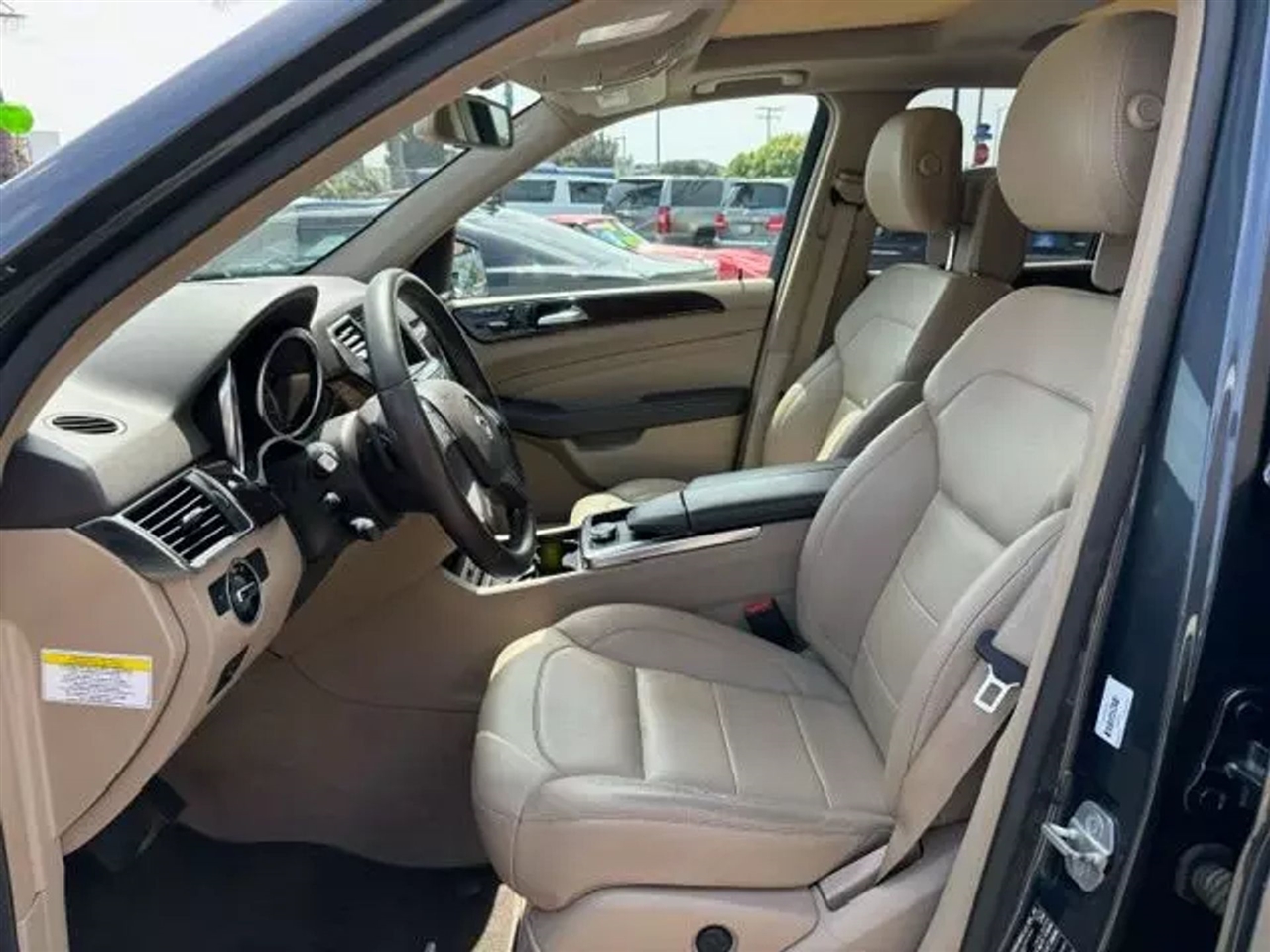 Mercedes-Benz M-Class  2012 Mercedes-Benz M-Class  2012